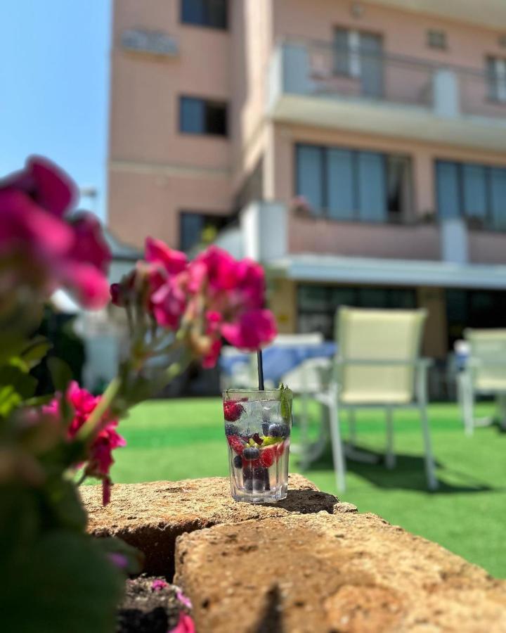 Hotel Bel Sogno Rimini Exterior foto